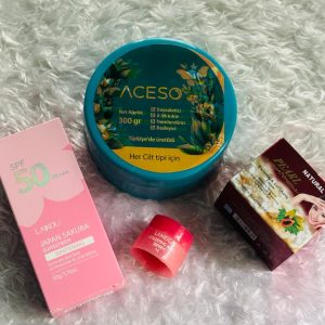 Full body whitening combo – একসাথে মুখ, ঠোঁট ও ত্বকের পূর্ণ যত্ন!